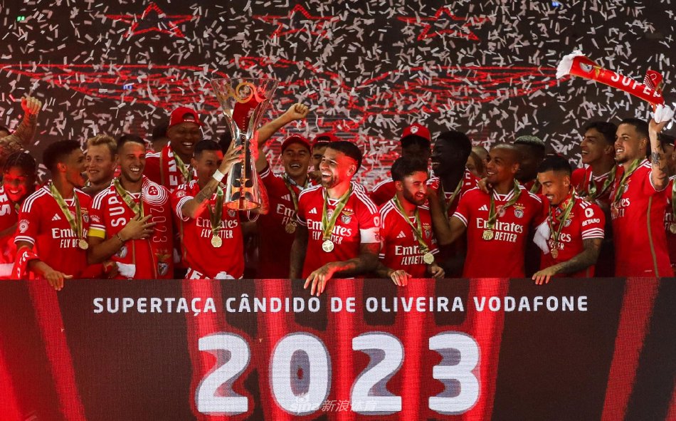 仅让球迷振 仅让球迷振