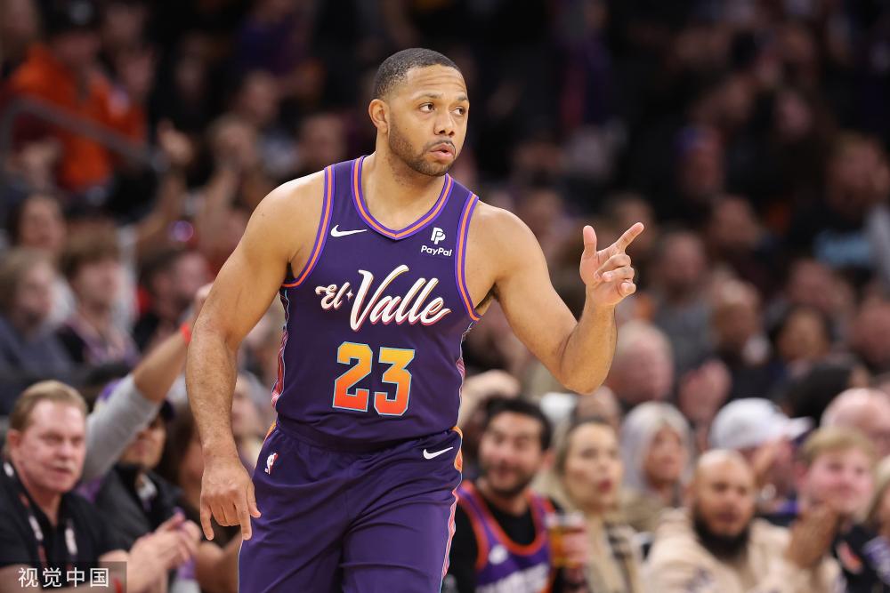 的中场球员 的中场球员